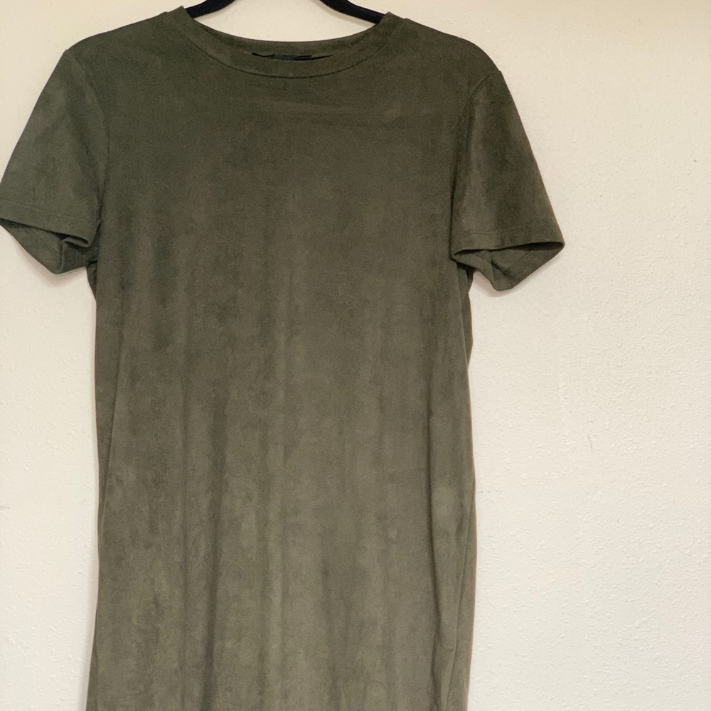 FOREVER21 simple velvet dress